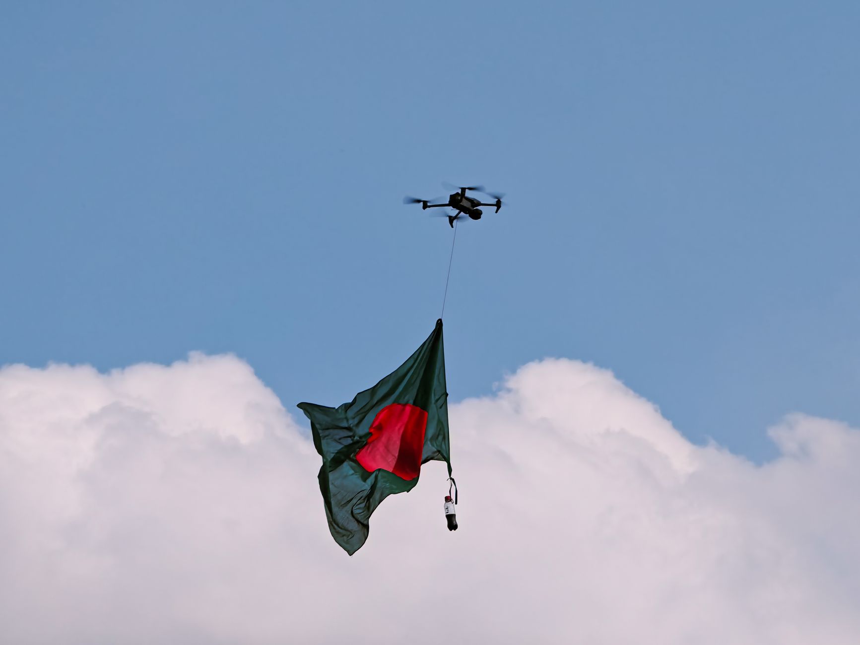 ইন্টারনেট নিয়ন্ত্রণে নতুন নীতিমালা: বাংলাদেশের ব্যবহারকারীদের ওপর কী প্রভাব পড়বে?